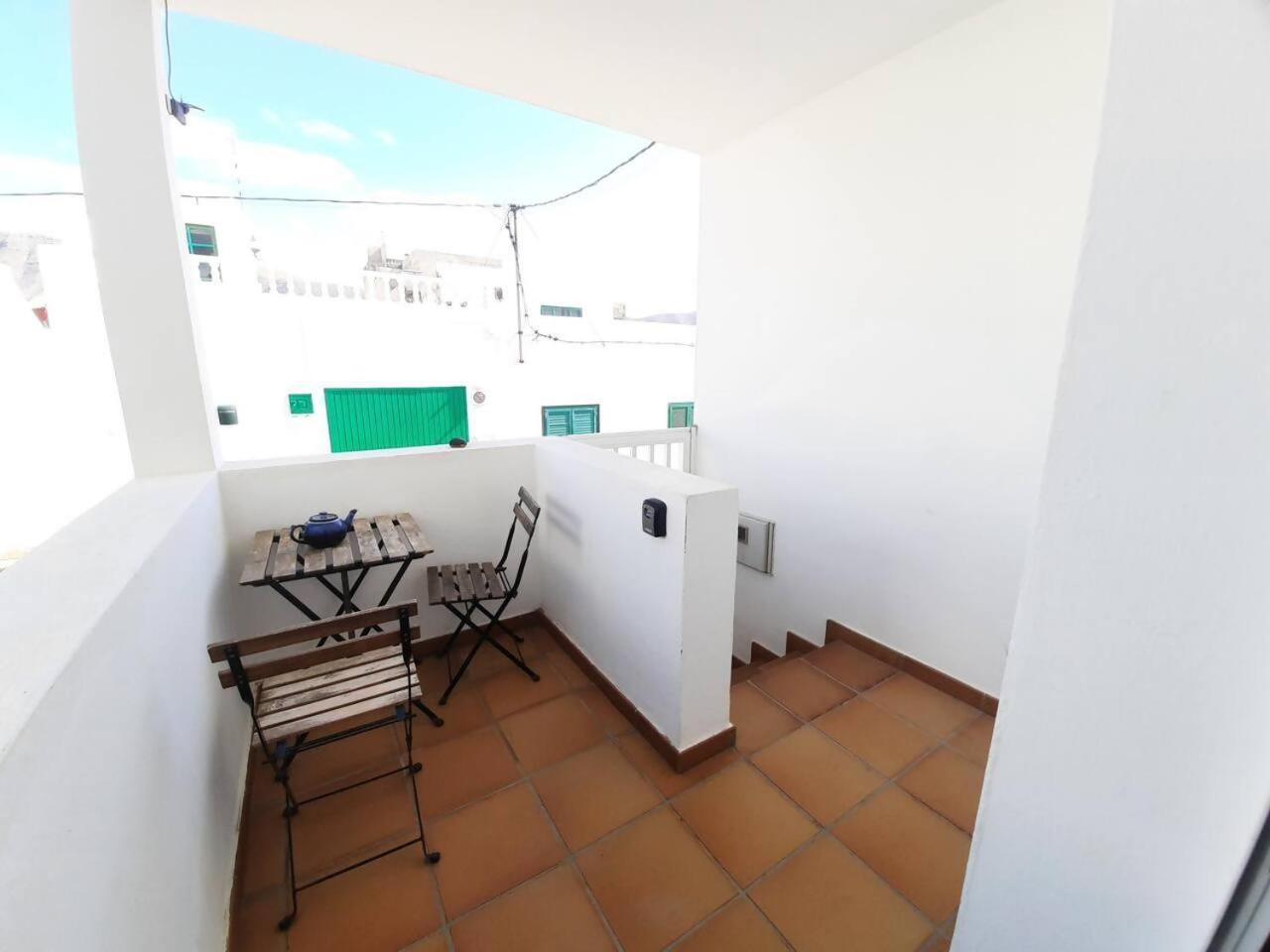 Famara Surf Wifi Apartment ภายนอก รูปภาพ